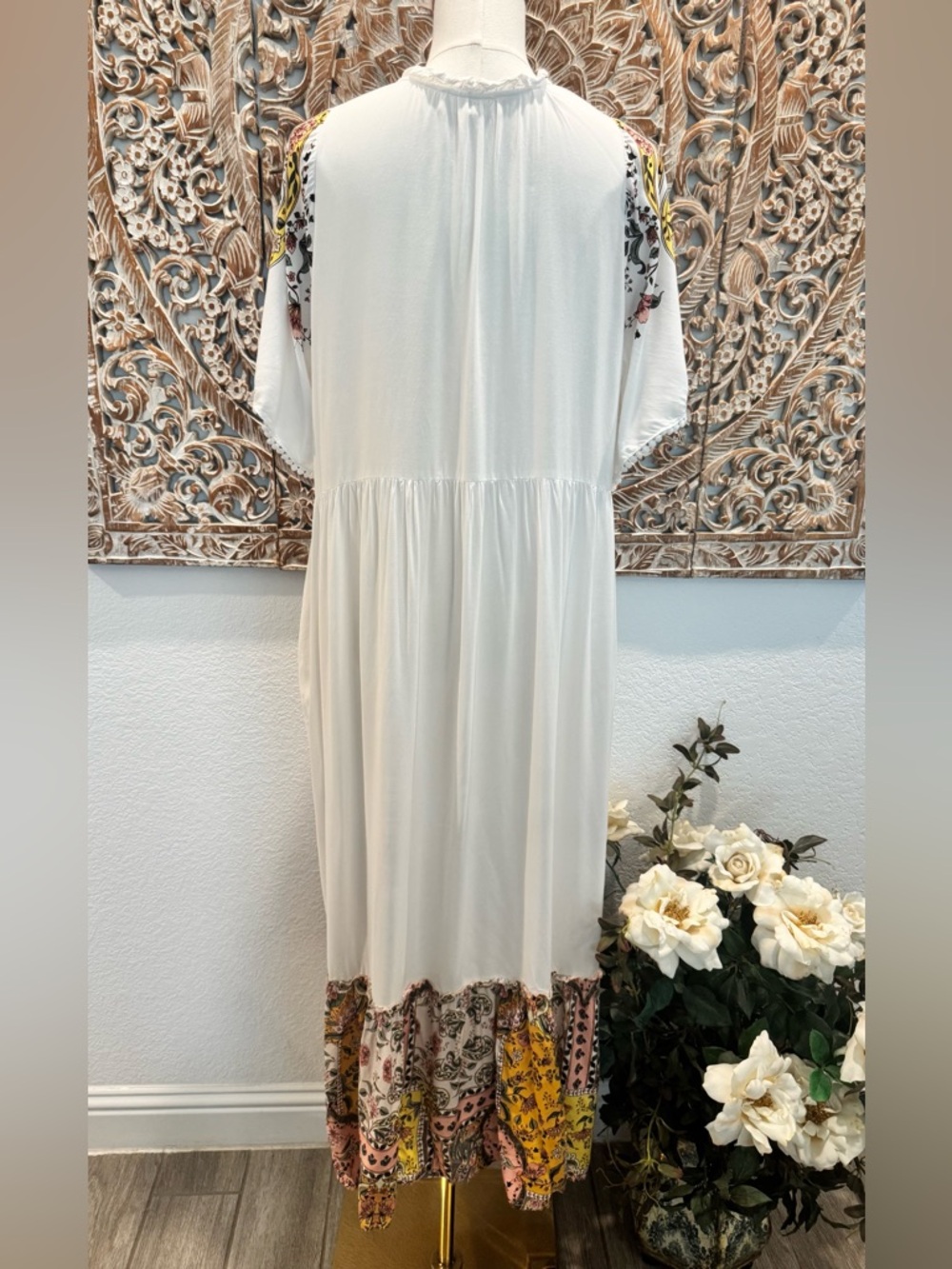 Jaase White Floral Print Button Down Maxi Dress, Lightweight Oversized Flowy - Picture 3 of 14